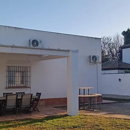 Villa Villa *