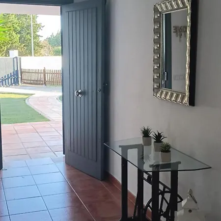Villa Villa *