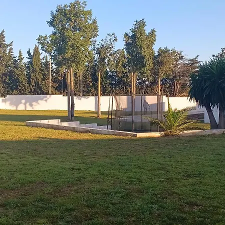Villa Villa *